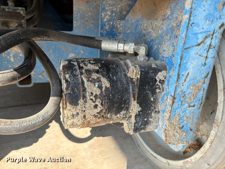 image for item DO1211 Genie GS-2632 scissor lift