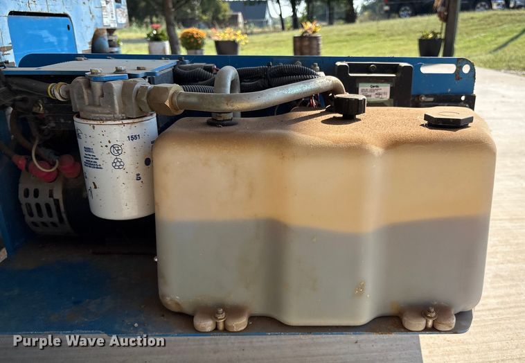 image for item DO1211 Genie GS-2632 scissor lift