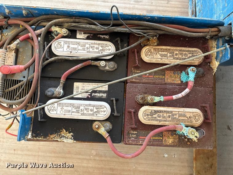 image for item DO1211 Genie GS-2632 scissor lift