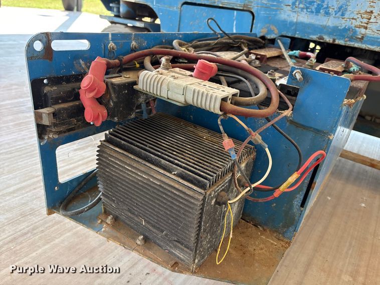 image for item DO1211 Genie GS-2632 scissor lift