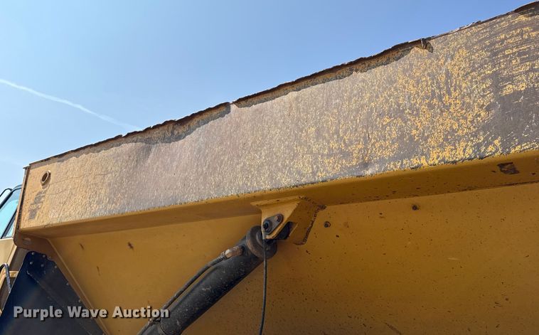 image for item DO2232 2015 Caterpillar 745C articulated haul truck