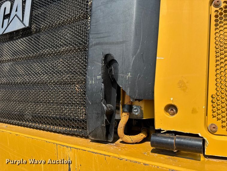 image for item DO2232 2015 Caterpillar 745C articulated haul truck