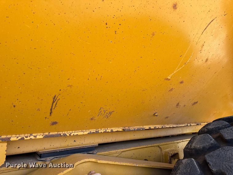 image for item DO2232 2015 Caterpillar 745C articulated haul truck