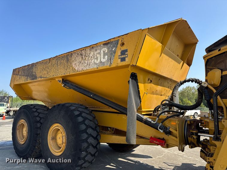 image for item DO2232 2015 Caterpillar 745C articulated haul truck