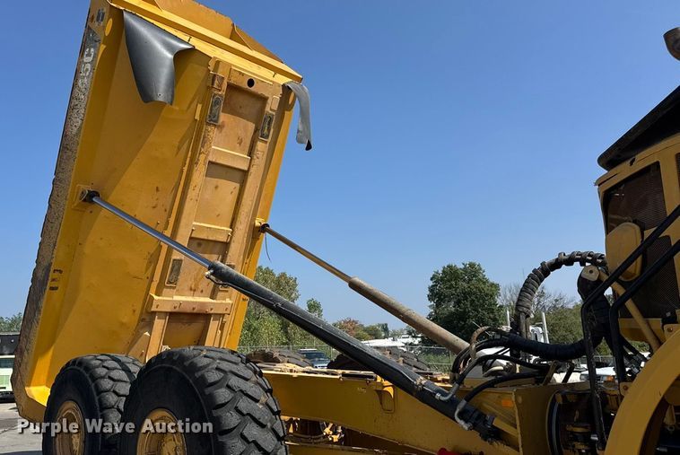 image for item DO2232 2015 Caterpillar 745C articulated haul truck