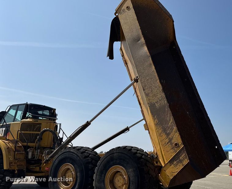 image for item DO2232 2015 Caterpillar 745C articulated haul truck