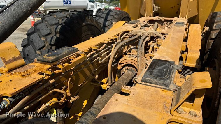 image for item DO2232 2015 Caterpillar 745C articulated haul truck