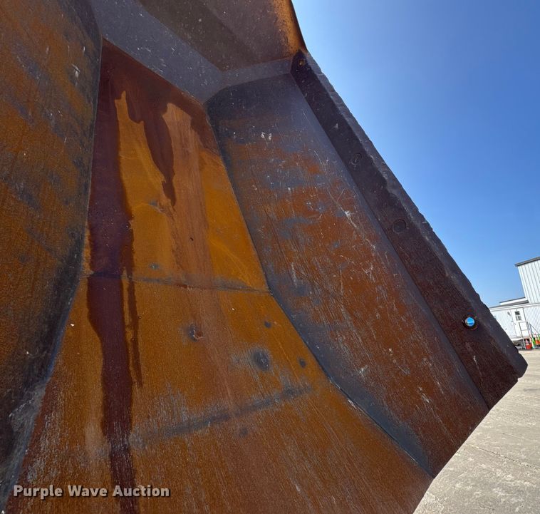 image for item DO2232 2015 Caterpillar 745C articulated haul truck