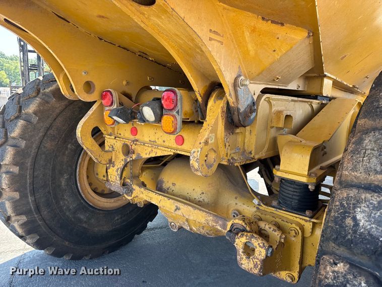 image for item DO2232 2015 Caterpillar 745C articulated haul truck