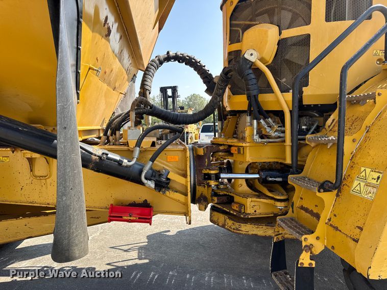 image for item DO2232 2015 Caterpillar 745C articulated haul truck