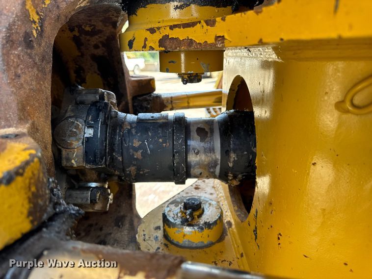 image for item DO2232 2015 Caterpillar 745C articulated haul truck