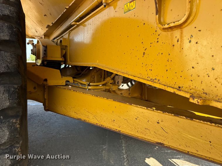 image for item DO2232 2015 Caterpillar 745C articulated haul truck