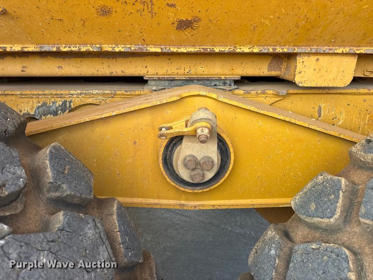 image for item DO2232 2015 Caterpillar 745C articulated haul truck