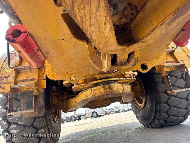 image for item DO2232 2015 Caterpillar 745C articulated haul truck