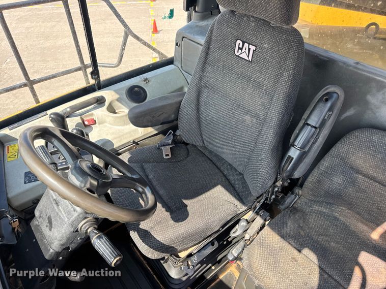 image for item DO2232 2015 Caterpillar 745C articulated haul truck