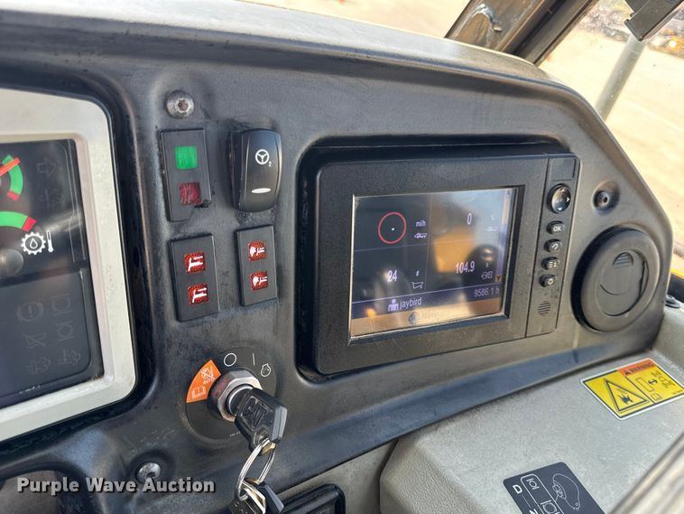 image for item DO2232 2015 Caterpillar 745C articulated haul truck