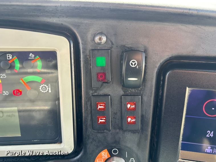 image for item DO2232 2015 Caterpillar 745C articulated haul truck