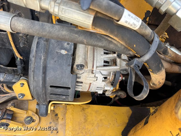 image for item DO2232 2015 Caterpillar 745C articulated haul truck