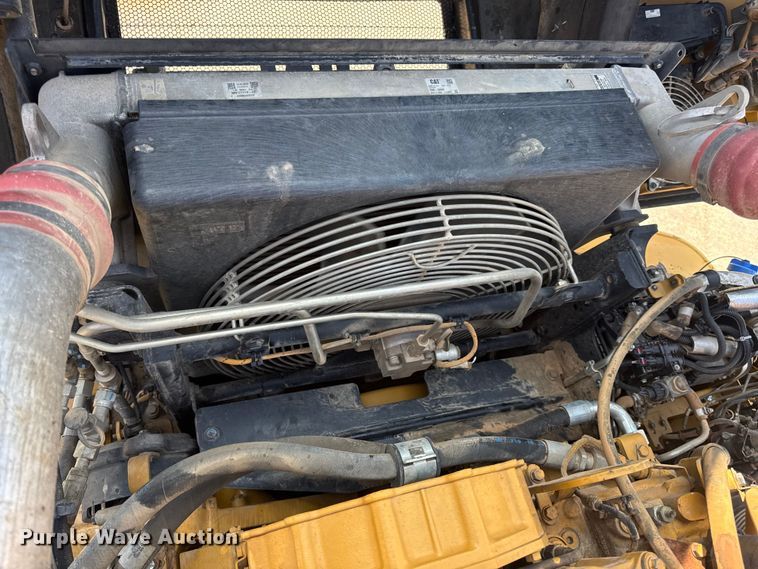 image for item DO2232 2015 Caterpillar 745C articulated haul truck