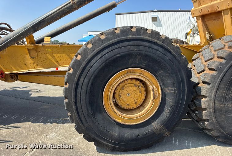 image for item DO2232 2015 Caterpillar 745C articulated haul truck