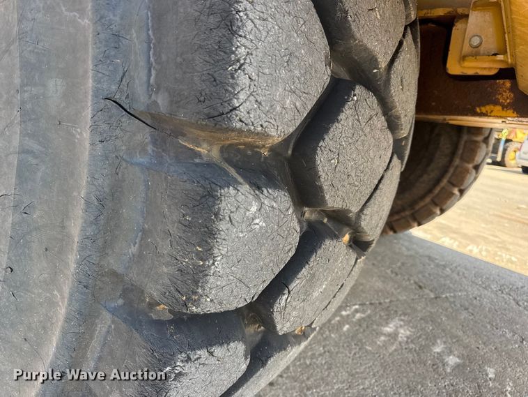 image for item DO2232 2015 Caterpillar 745C articulated haul truck