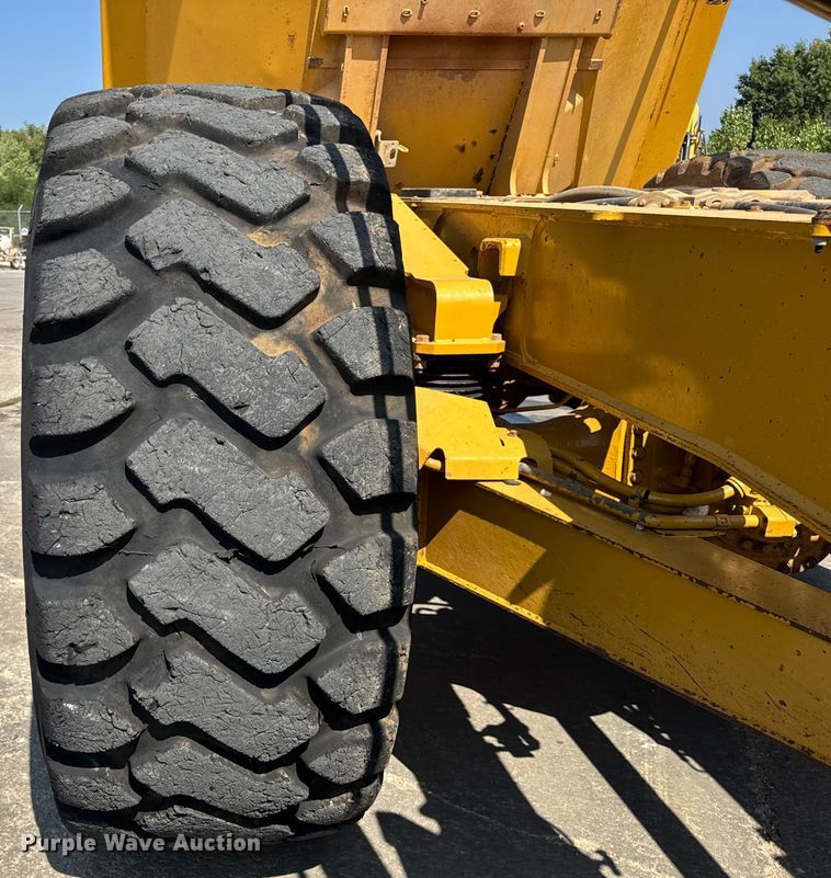 image for item DO2232 2015 Caterpillar 745C articulated haul truck