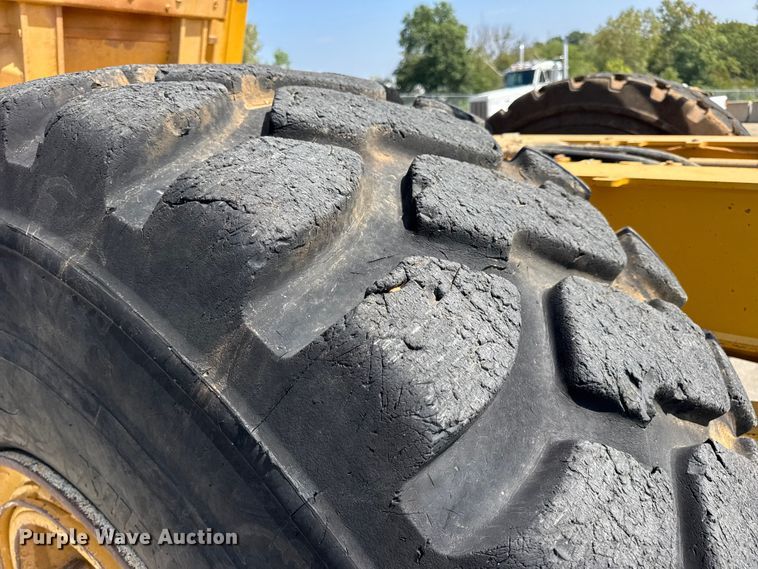 image for item DO2232 2015 Caterpillar 745C articulated haul truck