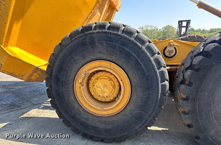 image for item DO2232 2015 Caterpillar 745C articulated haul truck