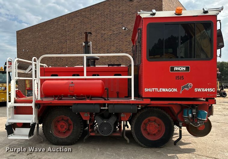 image for item DP8853 2007 Shuttlewagon SWX415C railcar mover