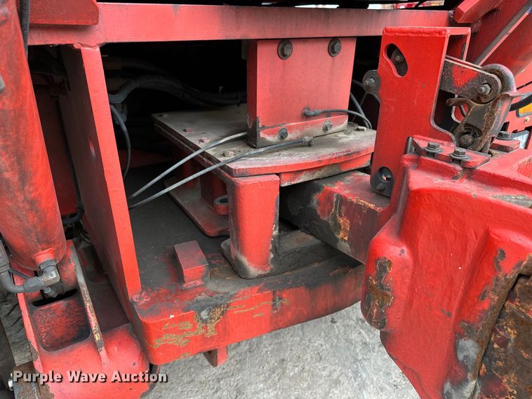 image for item DP8853 2007 Shuttlewagon SWX415C railcar mover