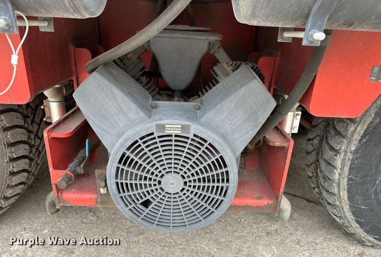 image for item DP8853 2007 Shuttlewagon SWX415C railcar mover