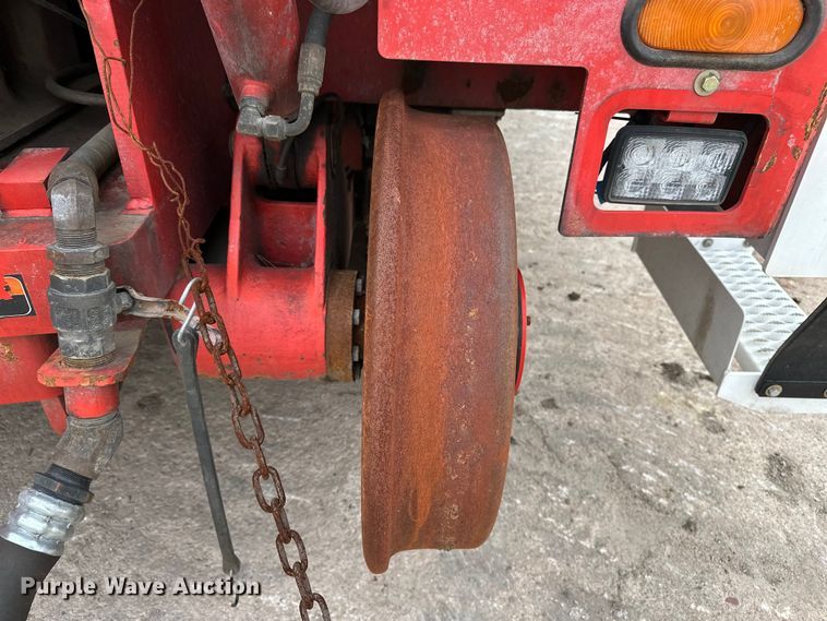 image for item DP8853 2007 Shuttlewagon SWX415C railcar mover