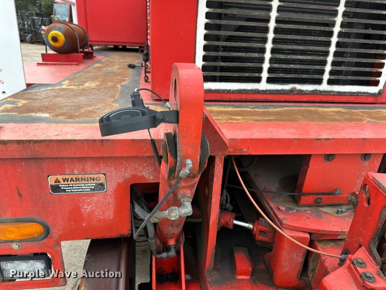 image for item DP8853 2007 Shuttlewagon SWX415C railcar mover