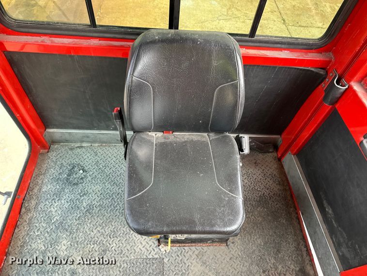 image for item DP8853 2007 Shuttlewagon SWX415C railcar mover