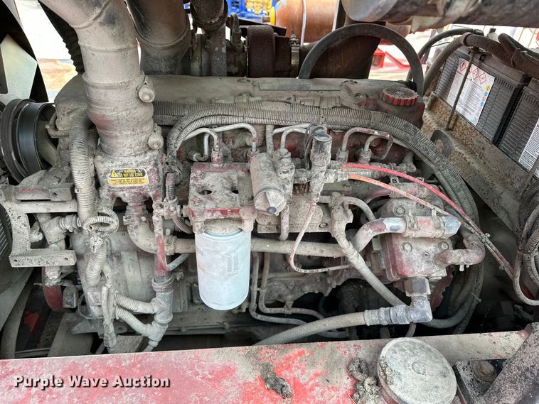 image for item DP8853 2007 Shuttlewagon SWX415C railcar mover