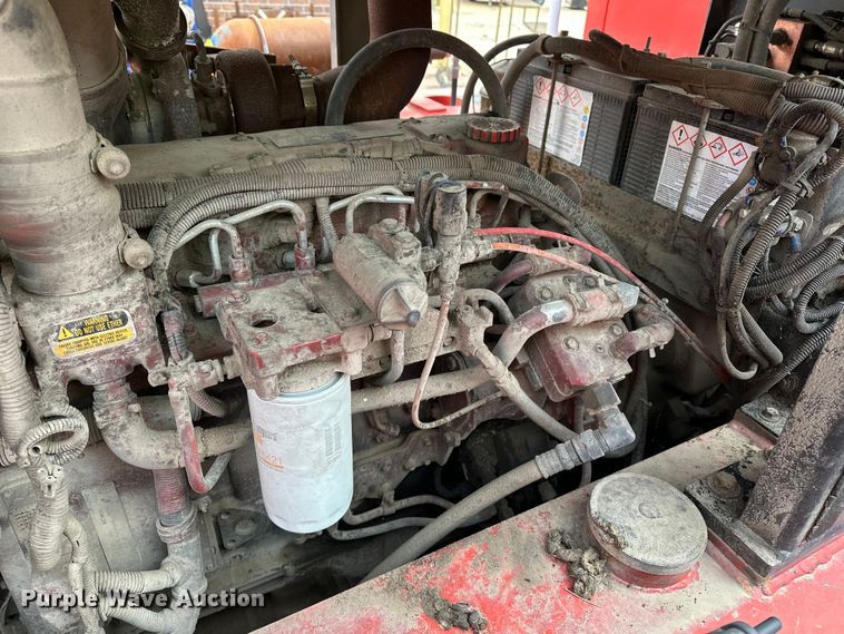 image for item DP8853 2007 Shuttlewagon SWX415C railcar mover