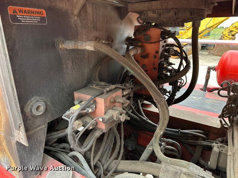 image for item DP8853 2007 Shuttlewagon SWX415C railcar mover