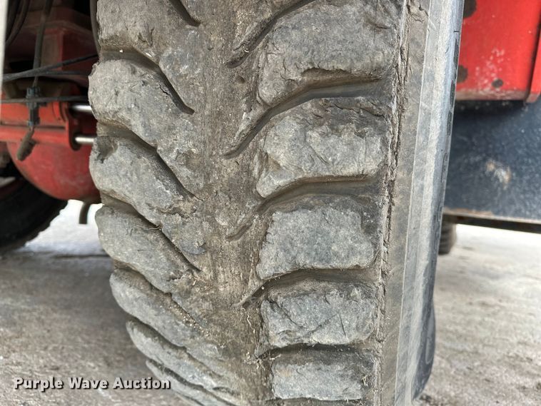 image for item DP8853 2007 Shuttlewagon SWX415C railcar mover