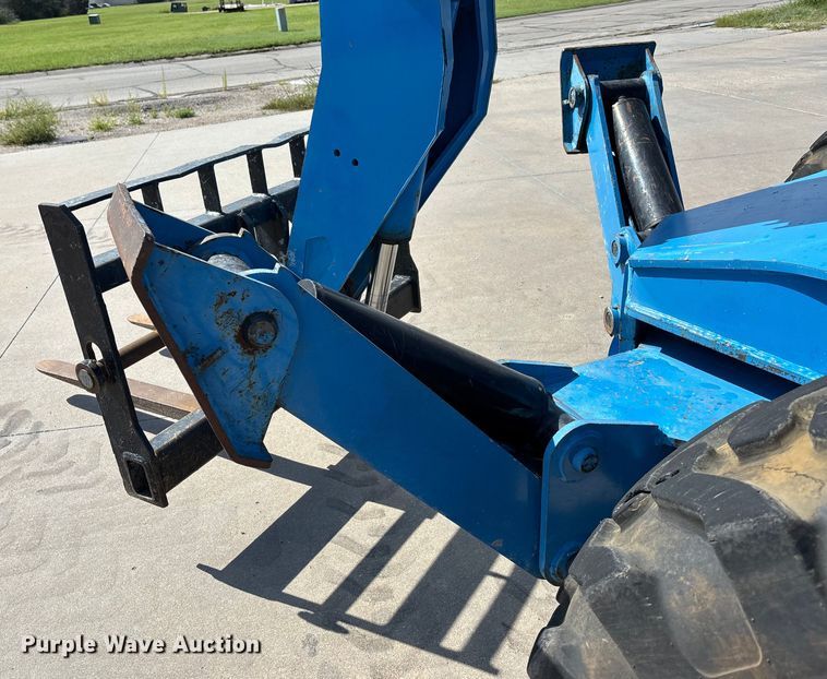 image for item DT3436 2013 Genie GTH-1056 telehandler