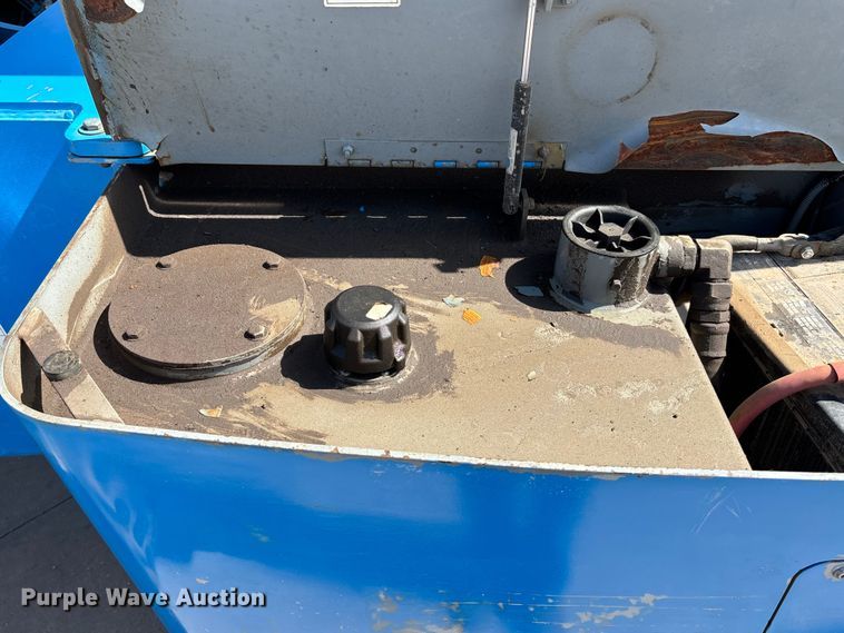 image for item DT3436 2013 Genie GTH-1056 telehandler