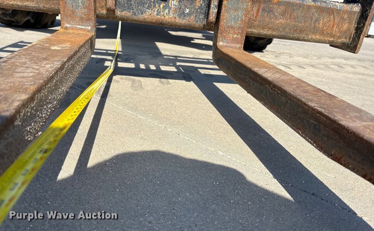 image for item DT3436 2013 Genie GTH-1056 telehandler