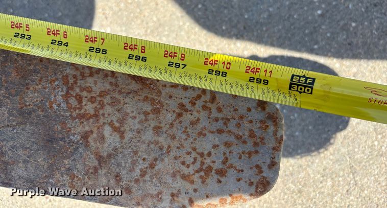 image for item DT3436 2013 Genie GTH-1056 telehandler