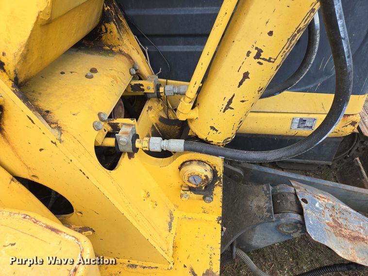 image for item DT4963 2001 Komatsu PC60-7E mini excavator