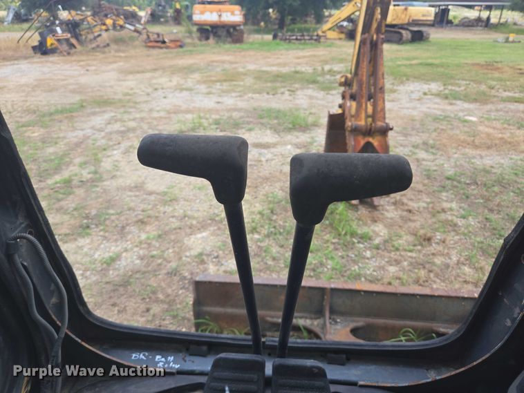 image for item DT4963 2001 Komatsu PC60-7E mini excavator