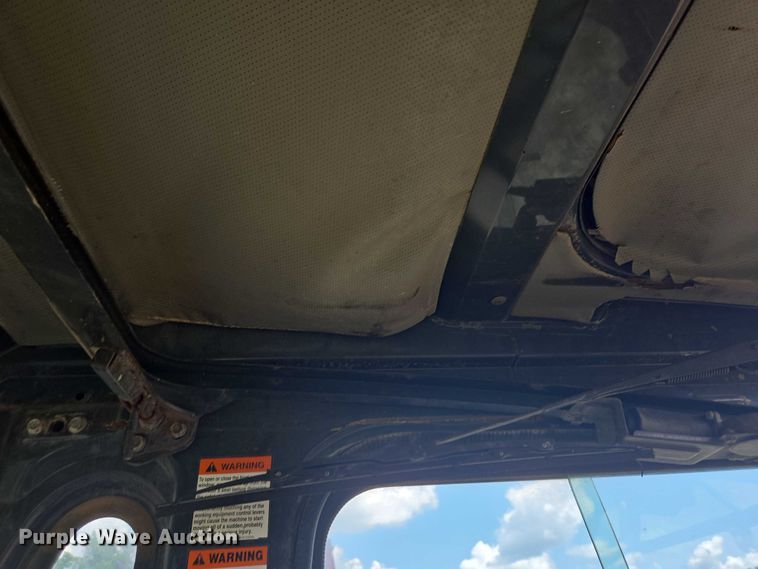 image for item DT4963 2001 Komatsu PC60-7E mini excavator