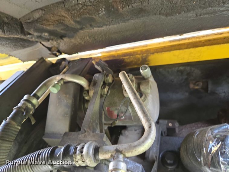 image for item DT4963 2001 Komatsu PC60-7E mini excavator