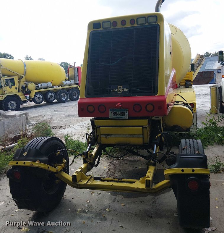 image for item DT6267 2007 Oshkosh S Series ready mix truck