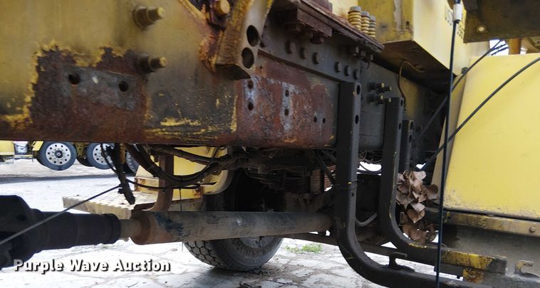 image for item DT6267 2007 Oshkosh S Series ready mix truck