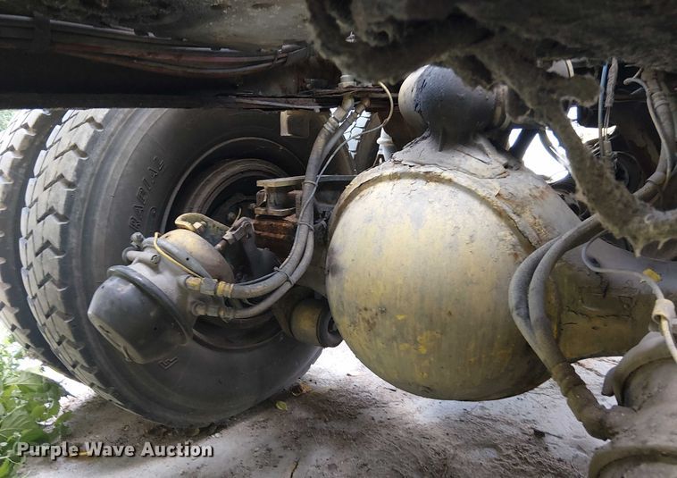 image for item DT6267 2007 Oshkosh S Series ready mix truck