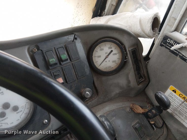 image for item DT6267 2007 Oshkosh S Series ready mix truck